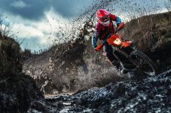 开云体育APP下载-钢与火的交响，当雷霆撕裂冰川，班凯罗照亮生涯之夜