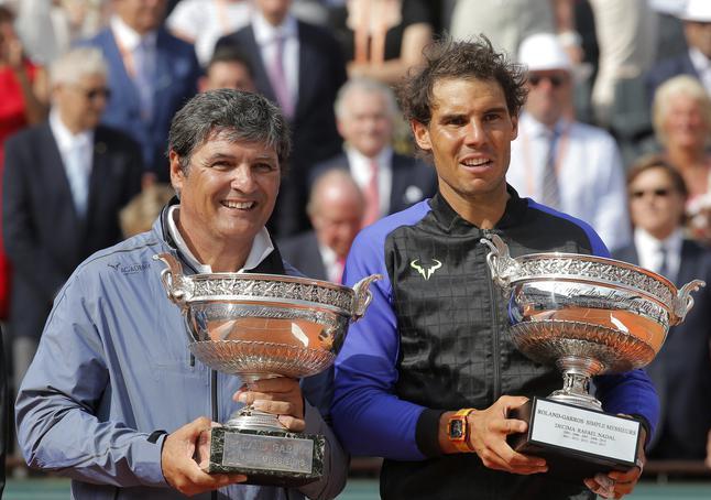 西班牙网球队完胜意大利网球队,纳达尔制霸全场 西班牙网球队完胜意大利网球队,纳达尔制霸全场