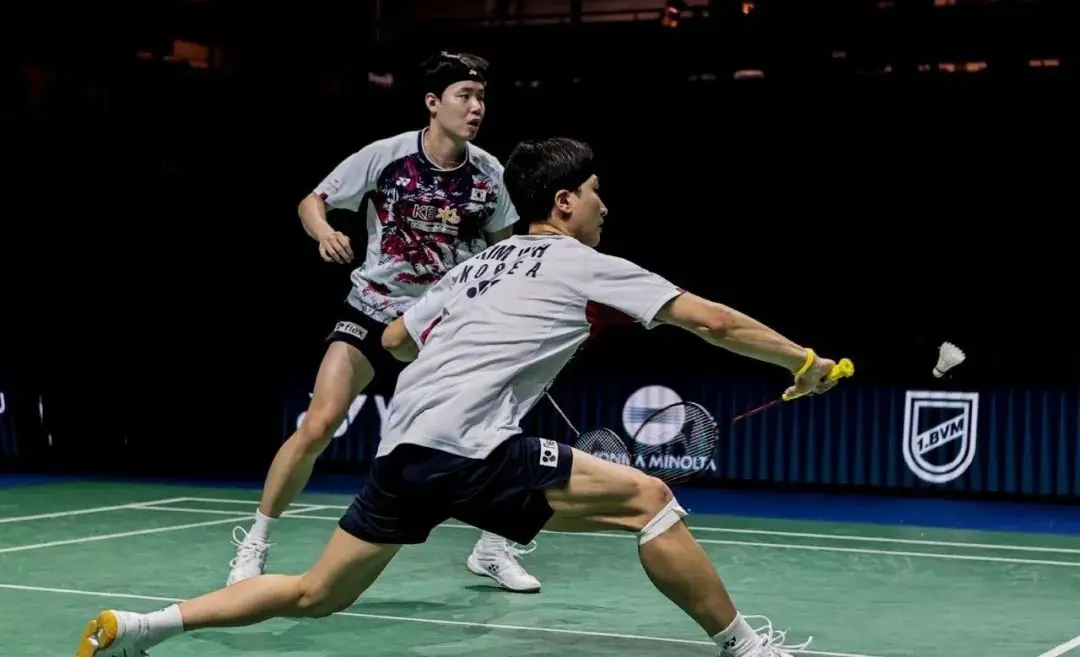 中国羽毛球队碾压丹麦羽毛球队，安赛龙制霸全场