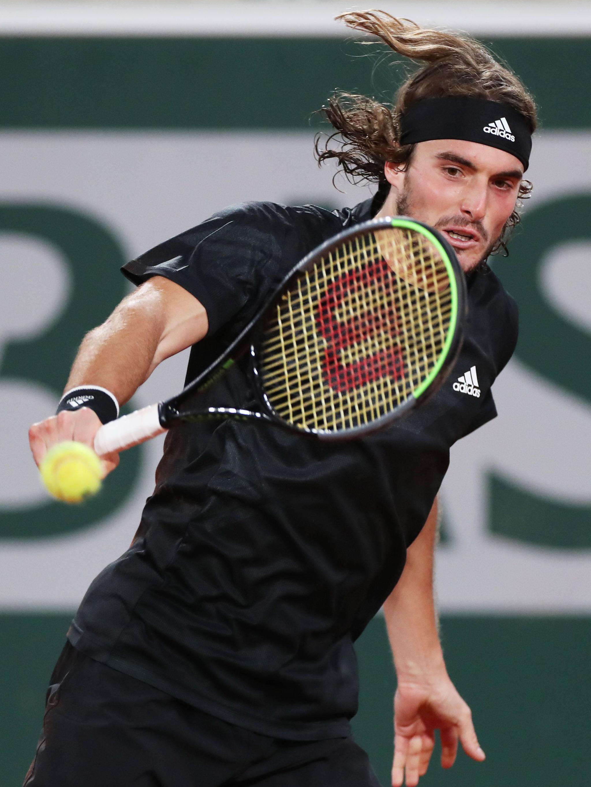 美国网球队横扫欧洲网球队，西西帕斯三分雨点燃全场