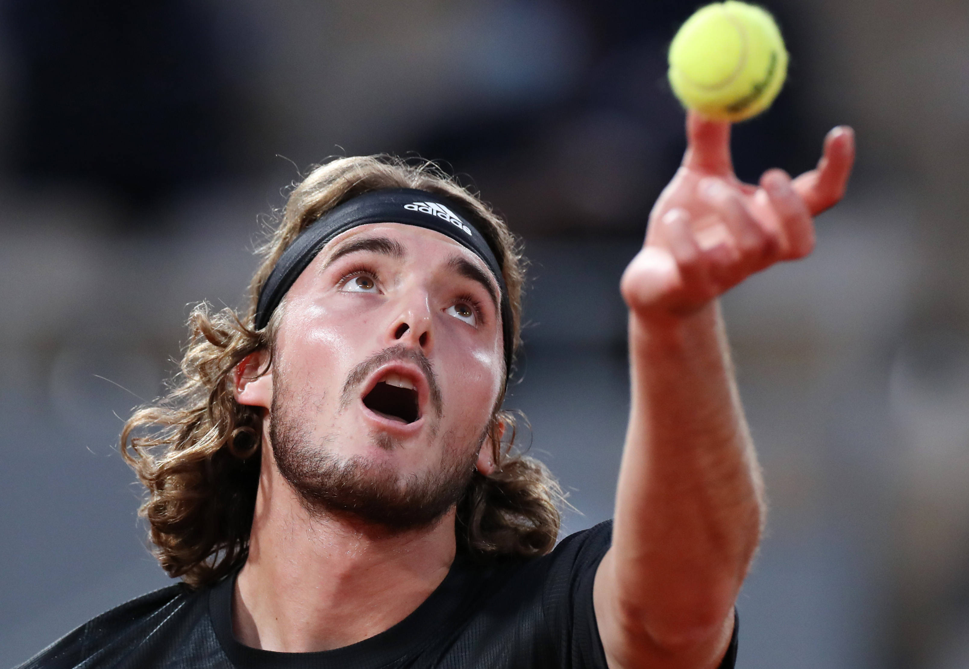 关于澳大利亚网球队横扫世界网球队,西西帕斯爆发神勇的信息 关于澳大利亚网球队横扫世界网球队,西西帕斯爆发神勇的信息