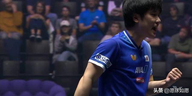 日本队逆转德国队,张本智和状态火热 日本队逆转德国队,张本智和状态火热