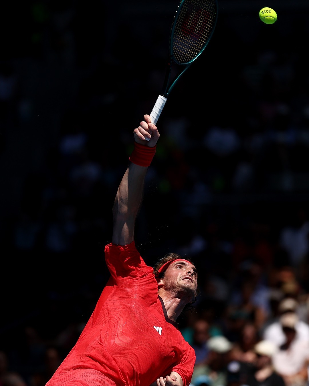 法网逆转拉沃尔杯，西西帕斯点燃赛场