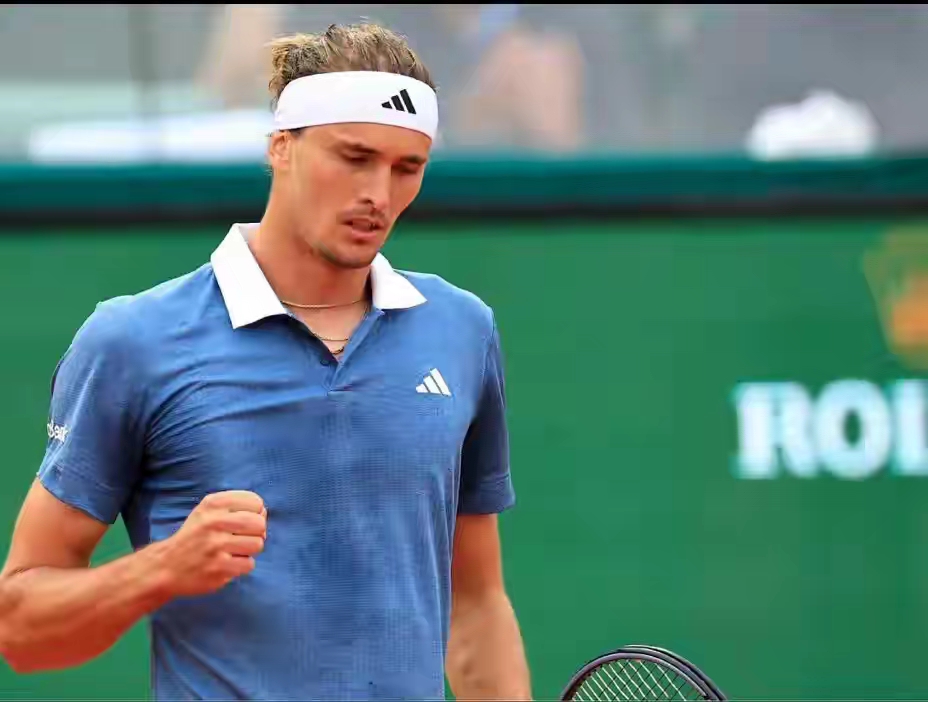 ATP总决赛轻取澳网，兹维列夫扛起全队