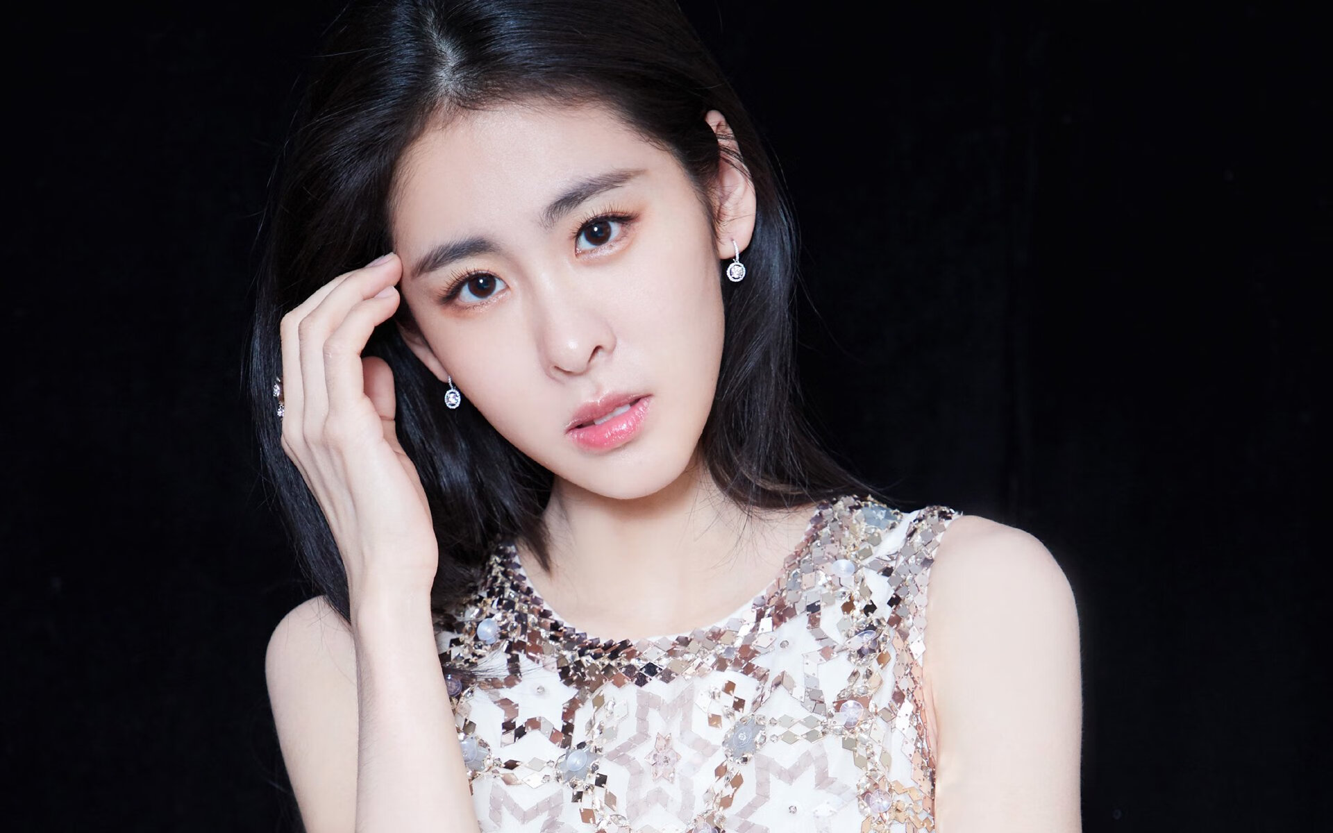 新王与旧神,兹维列夫的一击如何让拉沃尔杯绝杀百年戴维斯杯