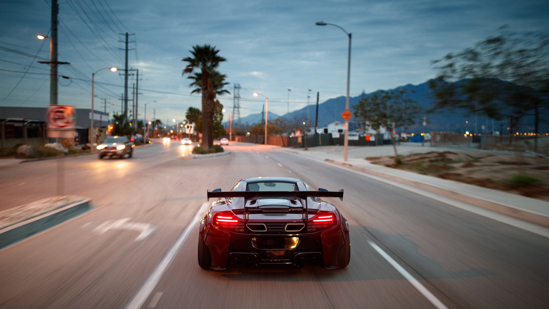 跨界之夜,当篮球巨星降临绿茵场