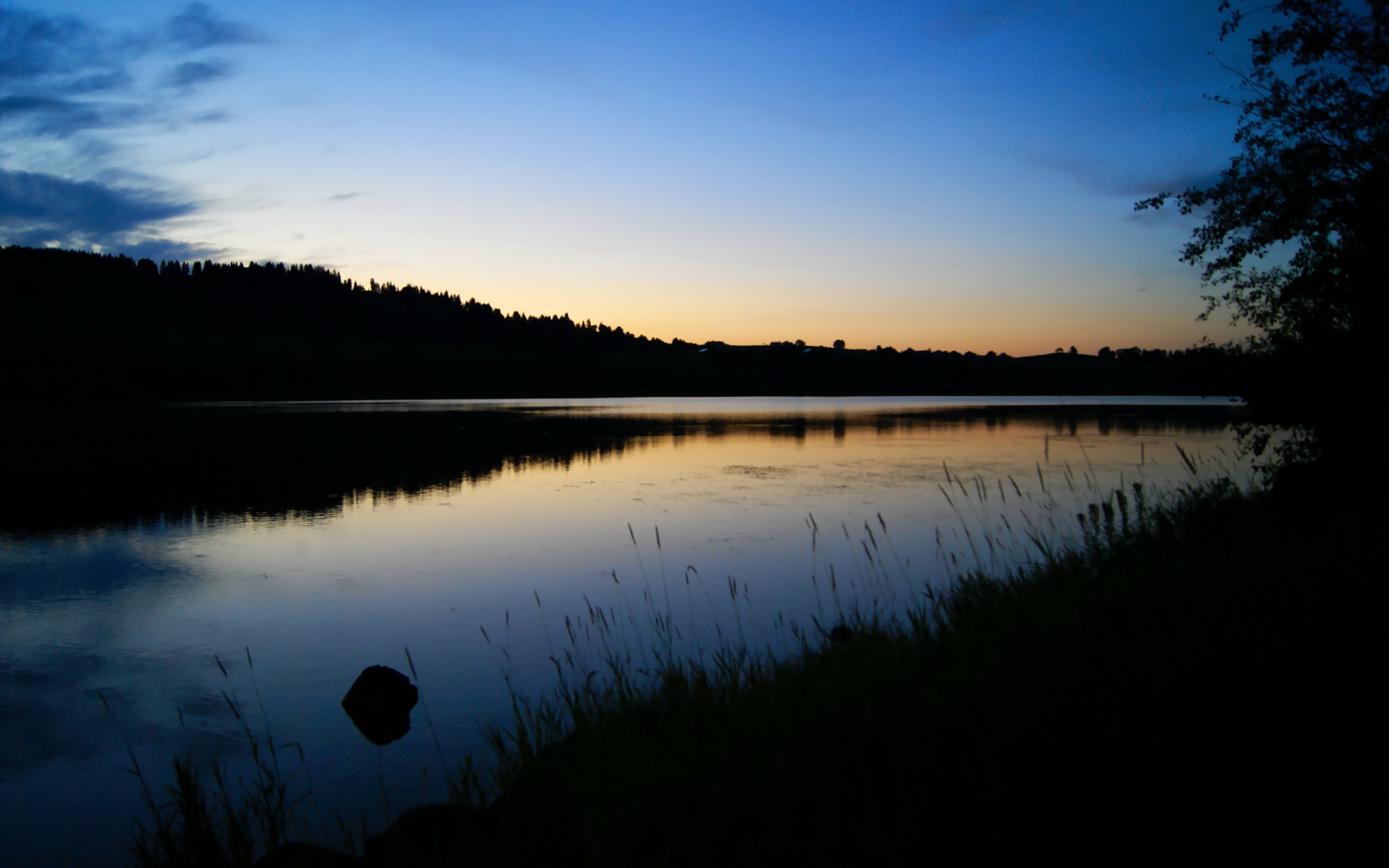 当西决战火烧到绿茵场，荷兰铁骑如何踏平那座永不陷落的城