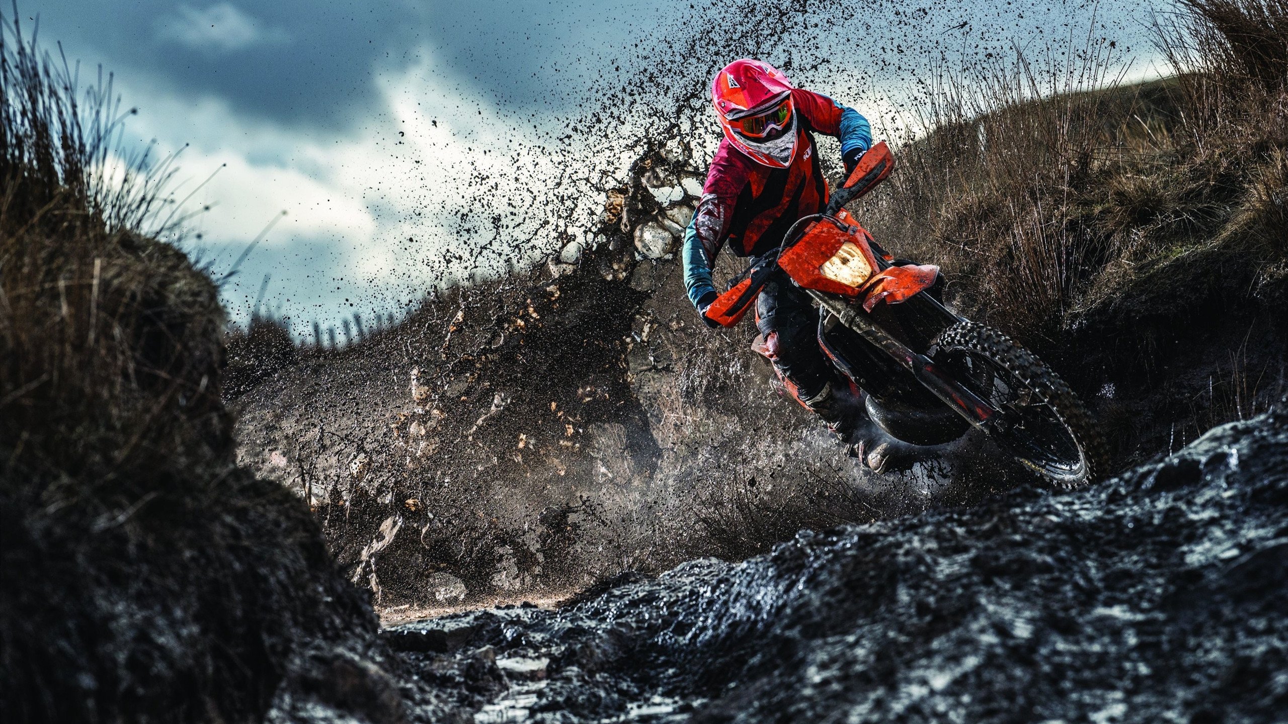 钢与火的交响，当雷霆撕裂冰川，班凯罗照亮生涯之夜