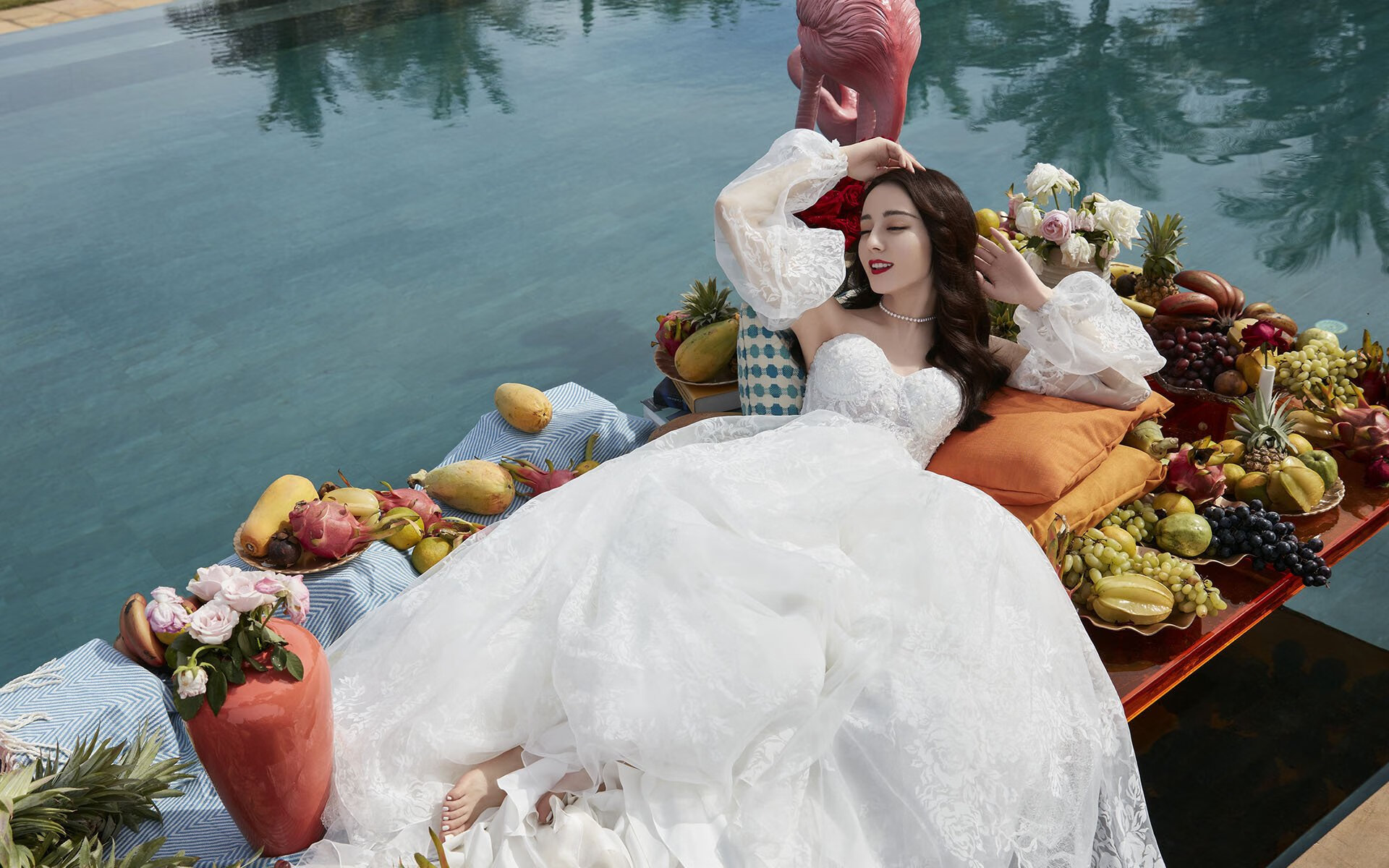 赛道与球场的核心风暴，当F1之夜遇上范戴克的攻防哲学