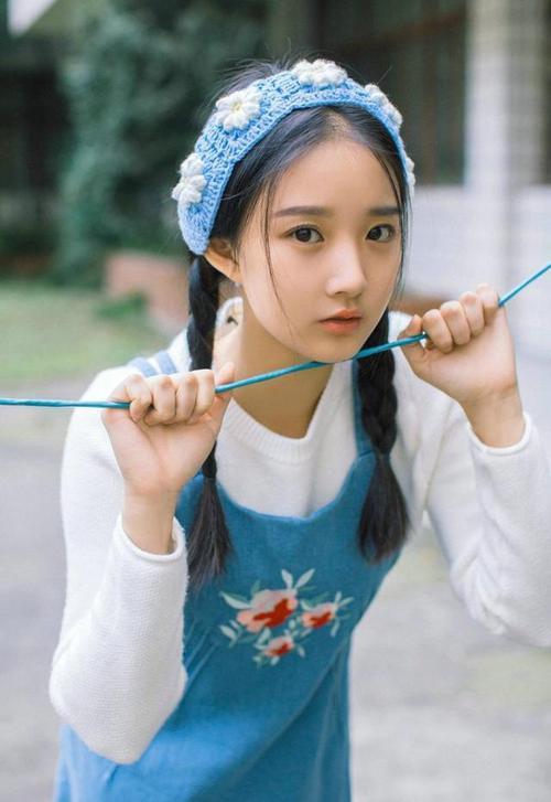 球场的怒吼，历史的回响，当本泽马爆发隐喻阿尔及利亚掀翻巴黎