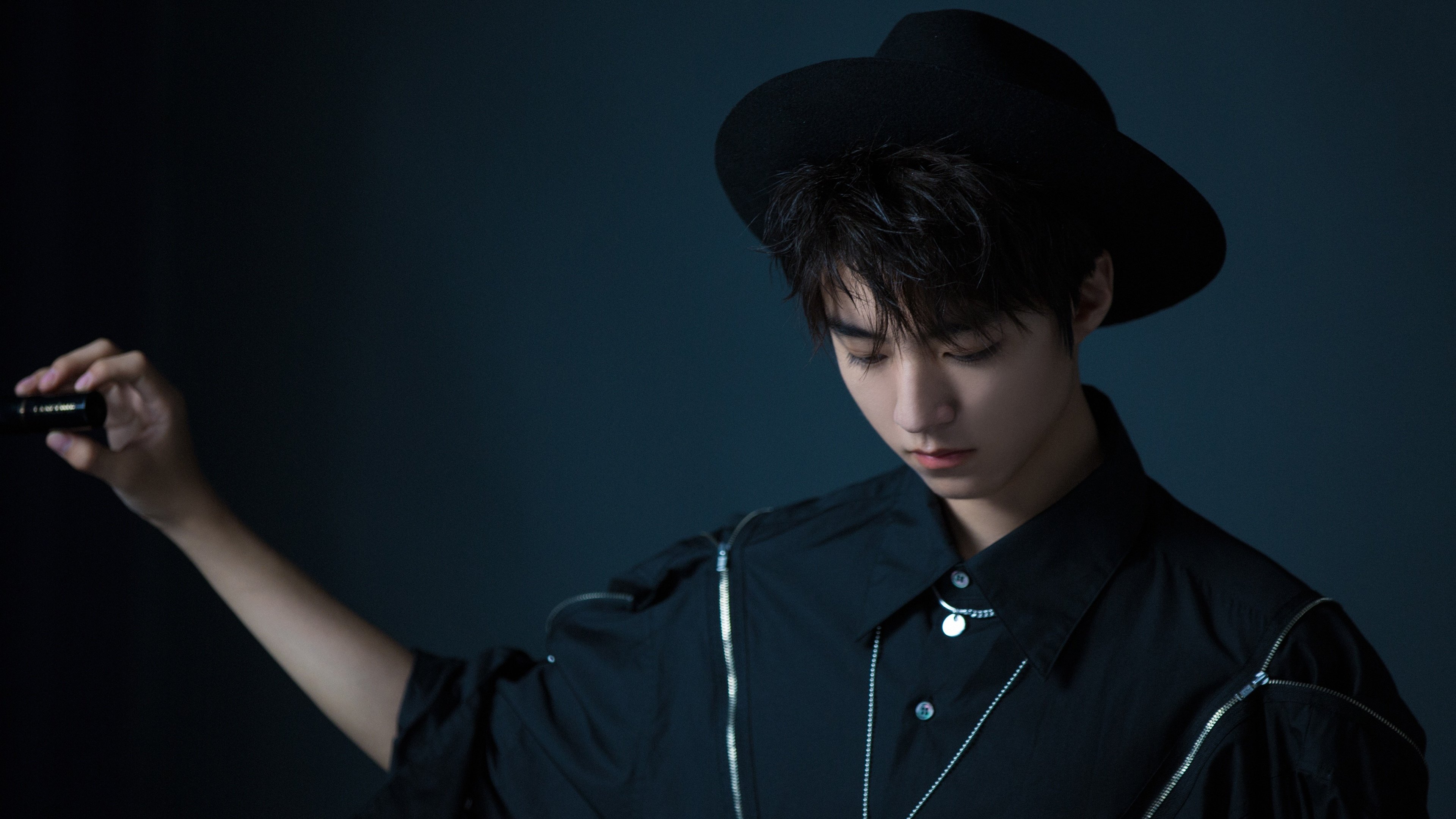 若日尼奥的永恒中场,当艺术遇见权力,巴黎轻取沙特的哲学课